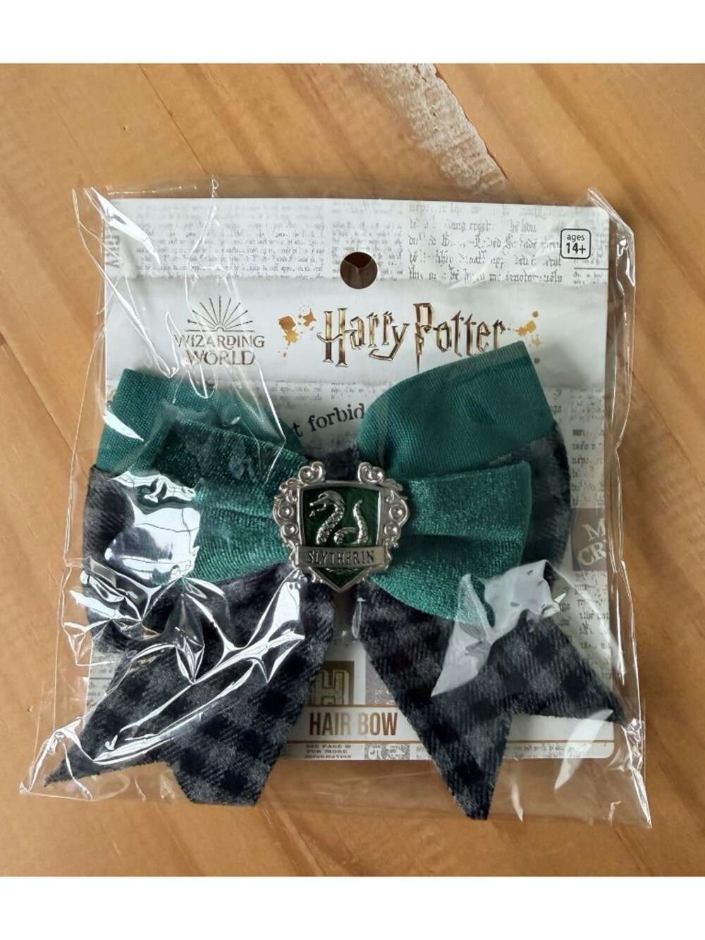NWT HARRY POTTER Slytherin Clip In Bow Hair Accessory Costume Accessory NEW